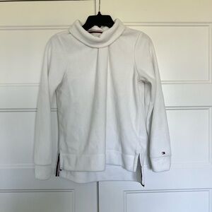 Tommy Hilfiger woman’s xs Sweater